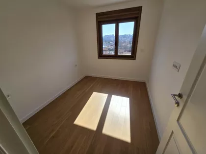 Ustanička | 4zida.rs