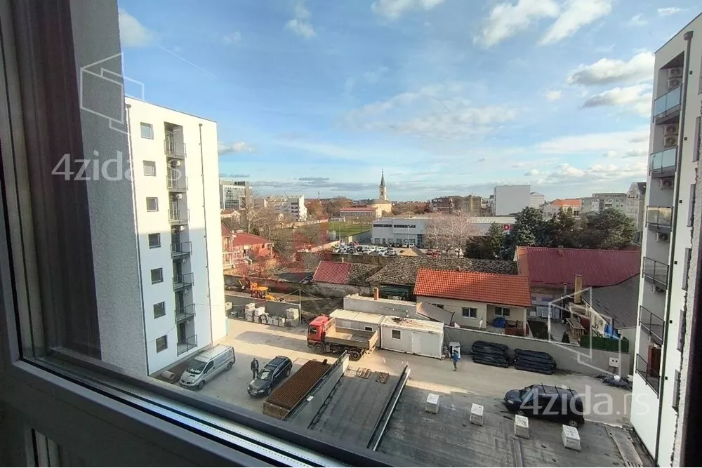 Petosoban stan | 4zida