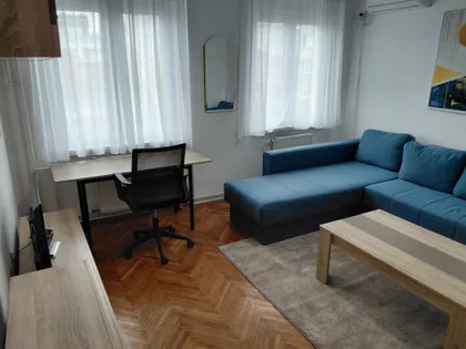 Cara Dušana 7 | 4zida.rs