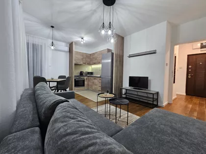Pantelejska Crkva | 4zida.rs