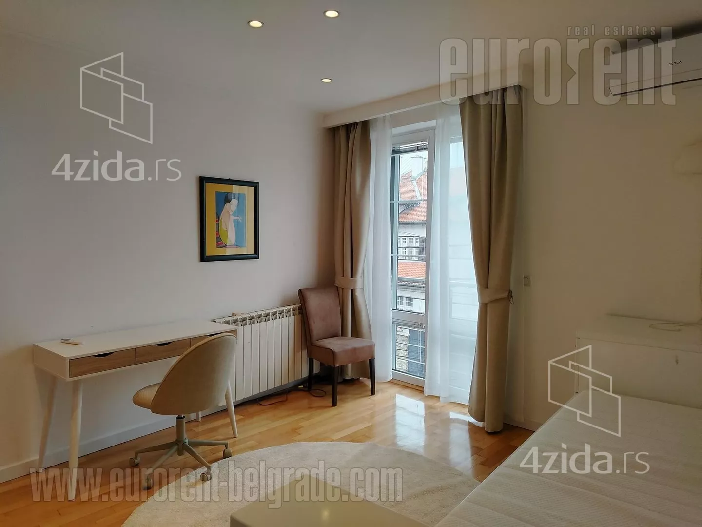 Petosoban stan | 4zida