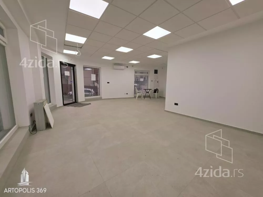 Poslovni prostor | 4zida
