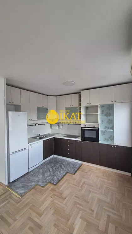 Vojvode Vlahovića | 4zida.rs