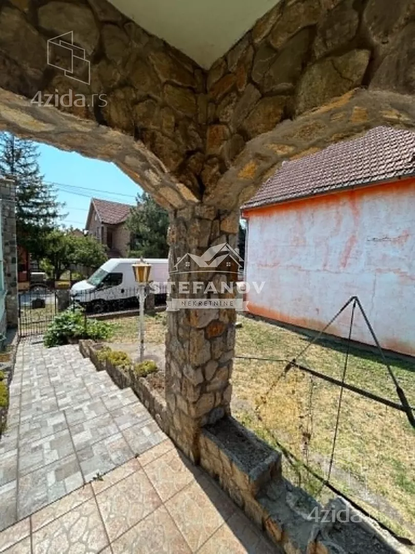 3-etažna kuća | 4zida