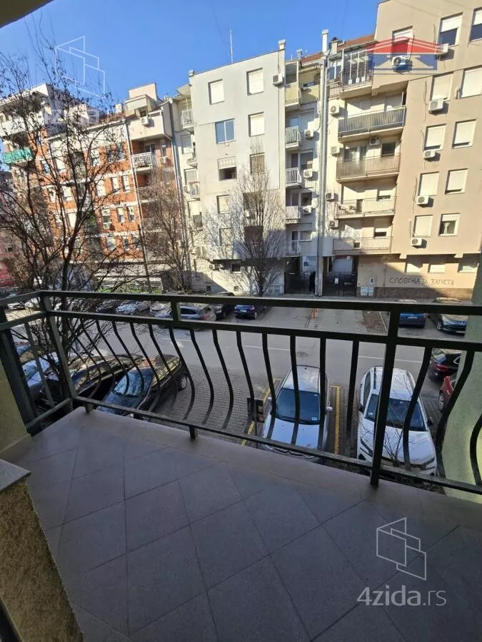 Garsonjera | 4zida