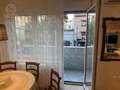 Skupština | 4zida.rs