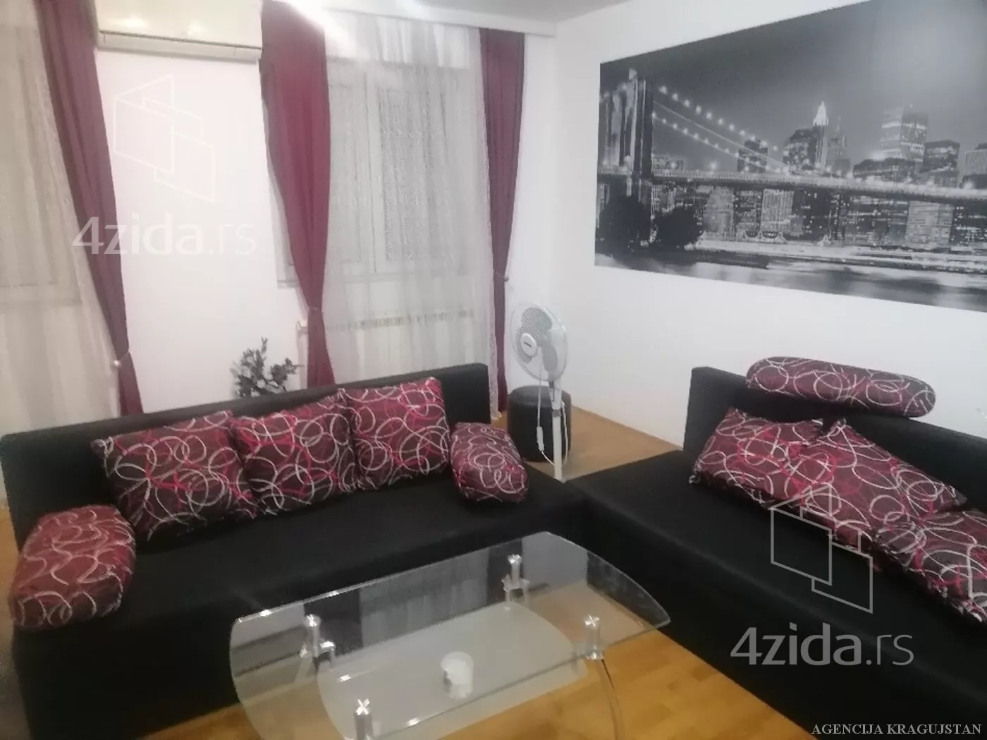 Troiposoban stan | 4zida