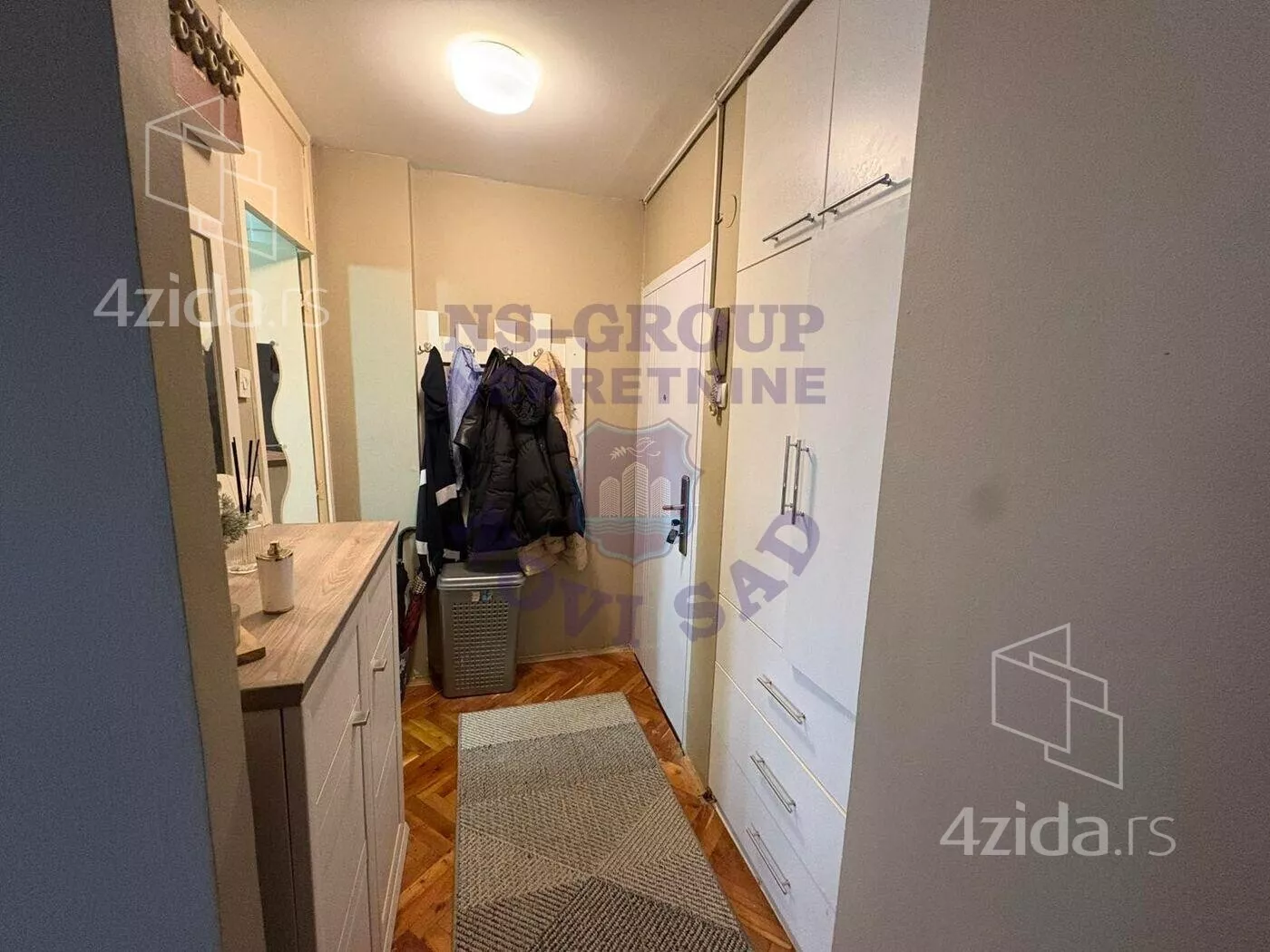 Troiposoban stan | 4zida