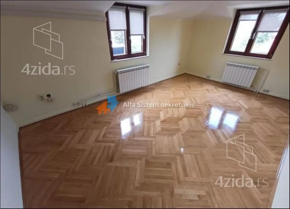 Šestosoban stan | 4zida