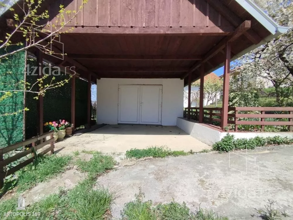 3-etažna kuća | 4zida