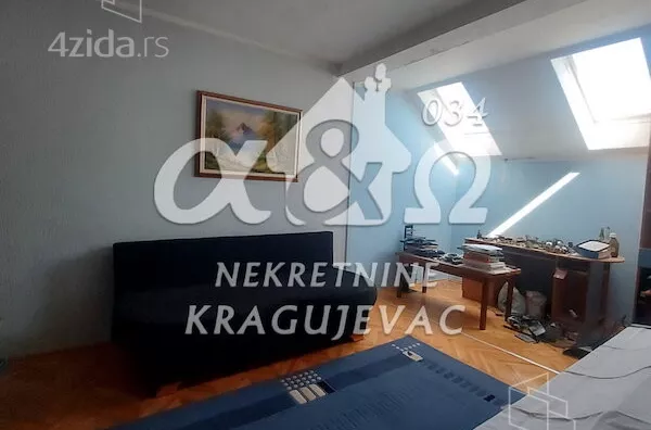 4-etažna kuća | 4zida