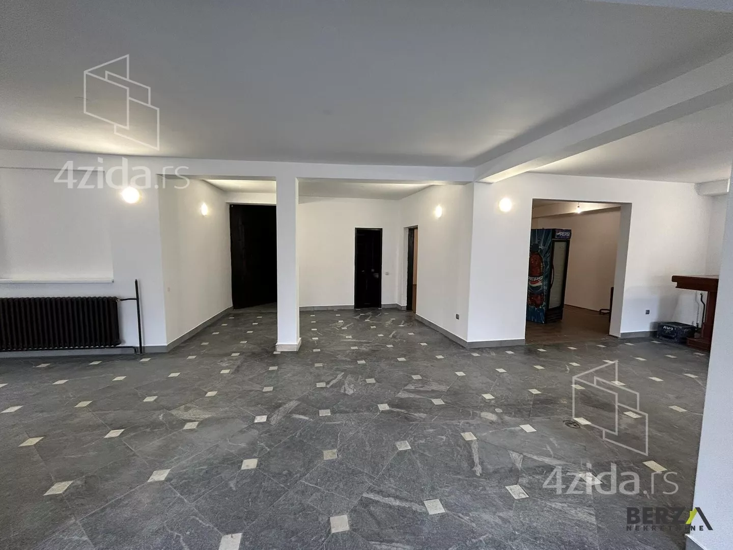 Poslovni prostor | 4zida