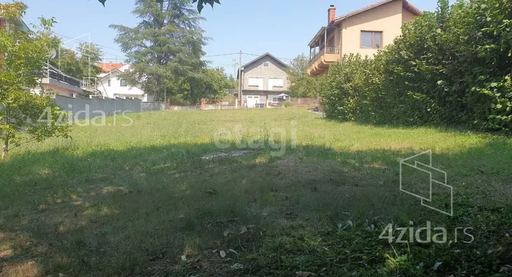 Građevinsko zemljište | 4zida