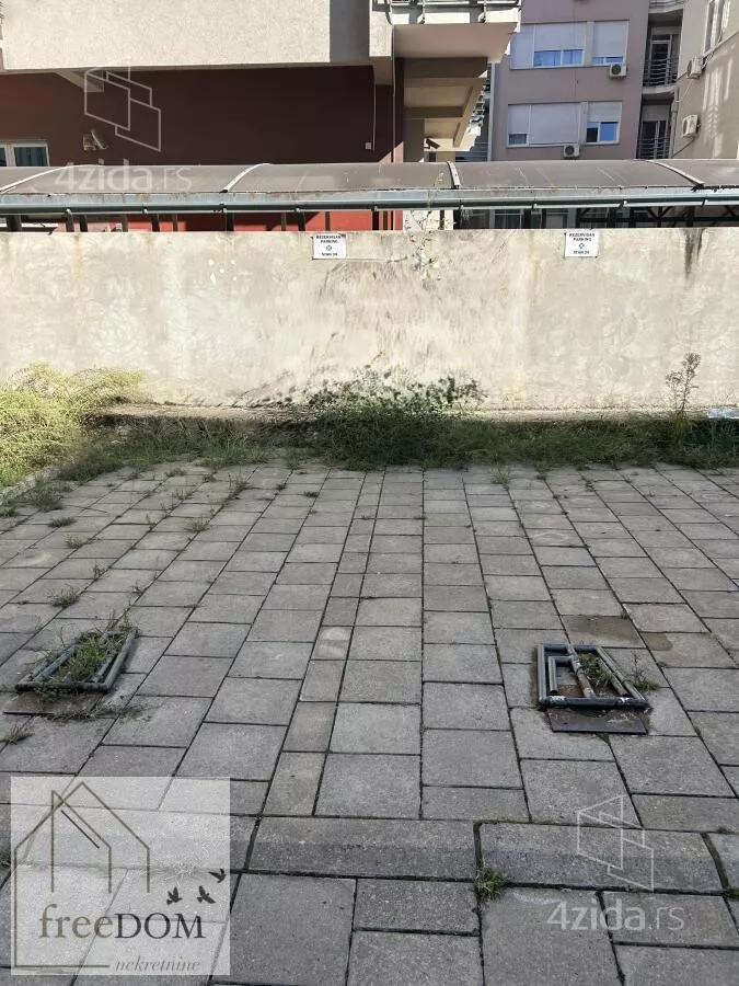 Poslovni prostor | 4zida