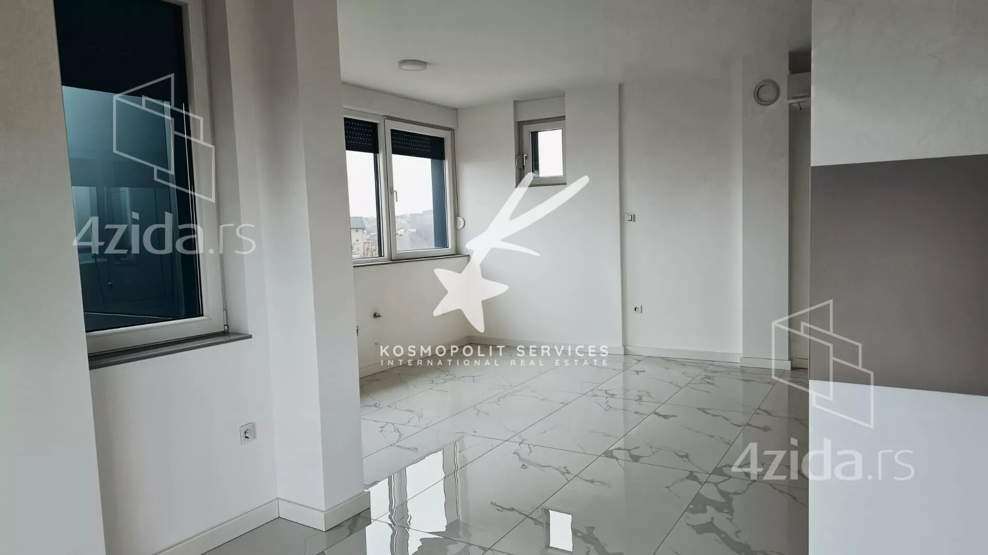 Četvorosoban stan | 4zida