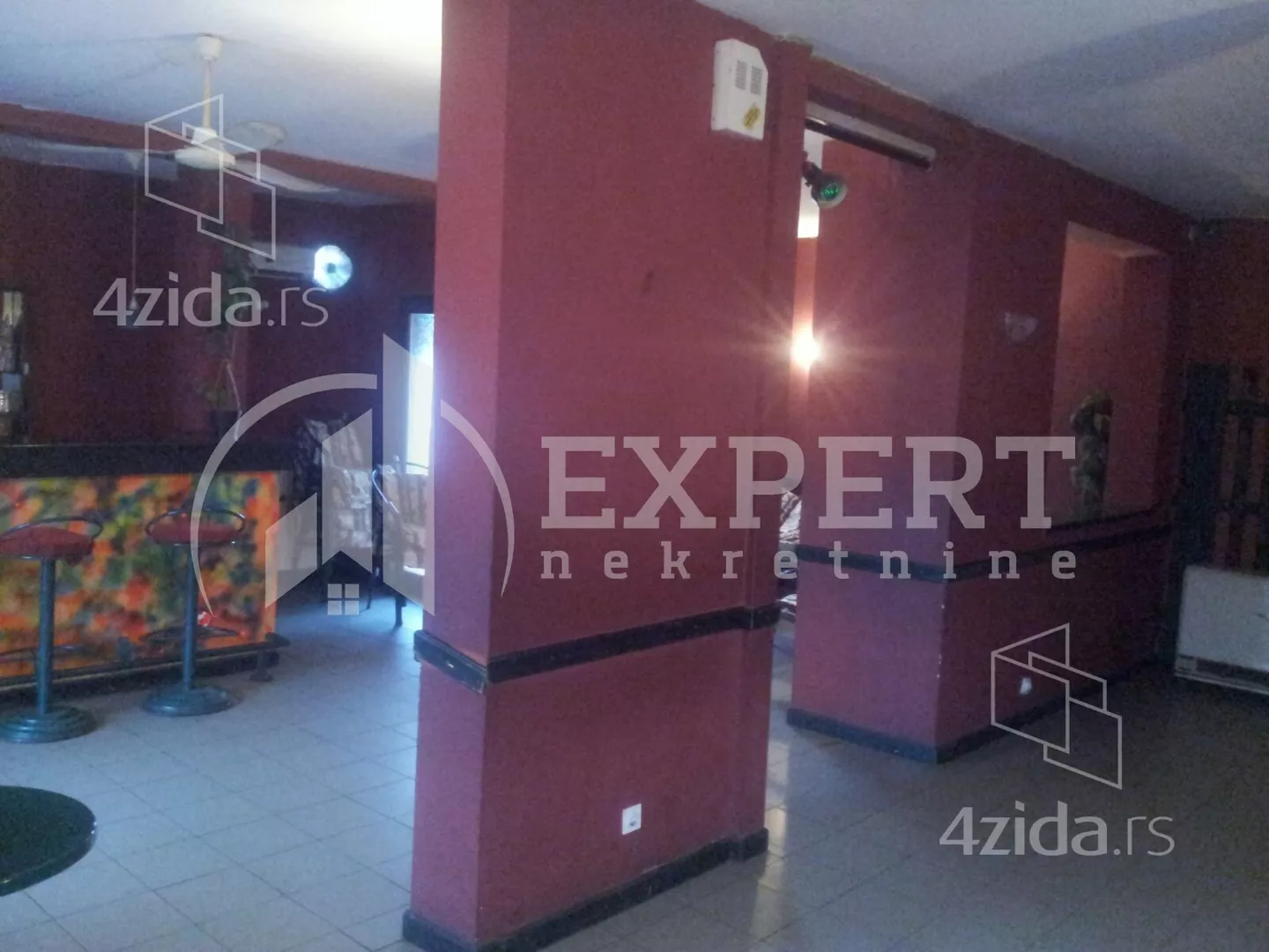 Lokal | 4zida