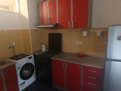 Pariske Komune | 4zida.rs