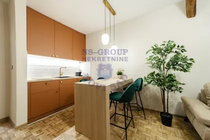 Trg Slobode | 4zida.rs