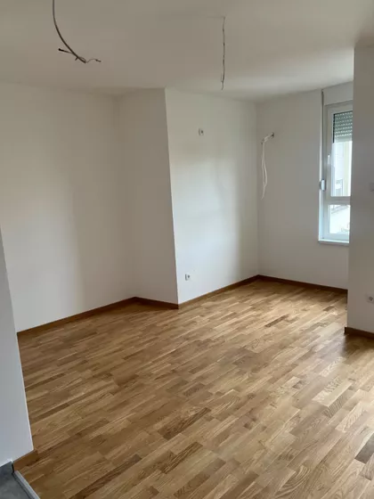 Božidara Adžije 10 | 4zida.rs