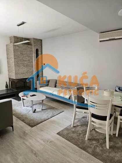 Bulevar 12. februar | 4zida.rs