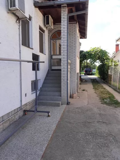 Braće Novaković | 4zida.rs