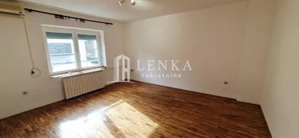 Učiteljska | 4zida.rs