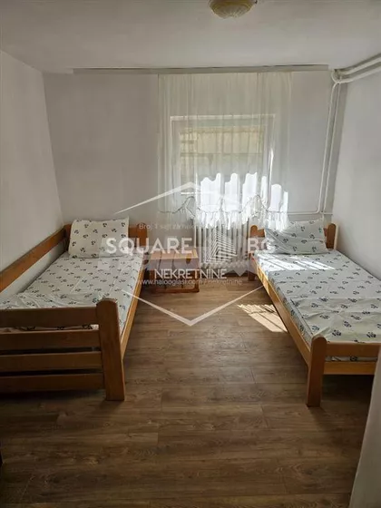 Učiteljska | 4zida.rs