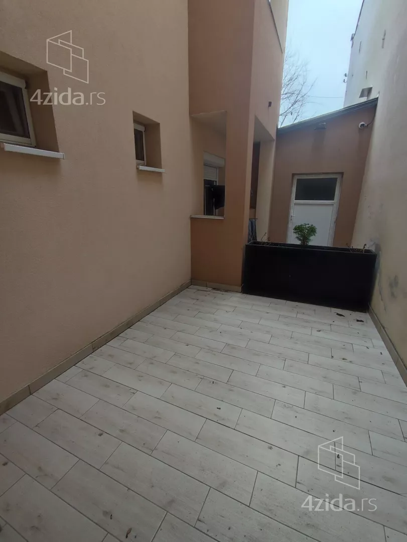 Garsonjera | 4zida