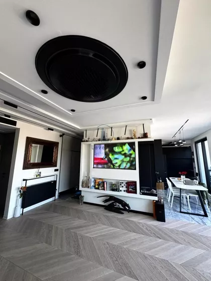 Ustanička | 4zida.rs