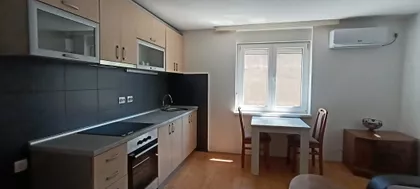 Radnička | 4zida.rs