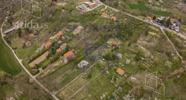 Građevinsko zemljište | 4zida