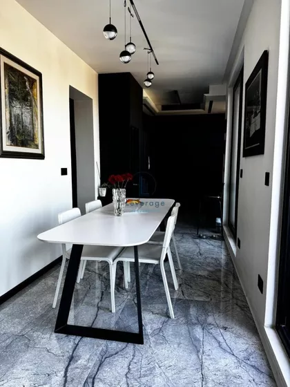 Ustanička | 4zida.rs