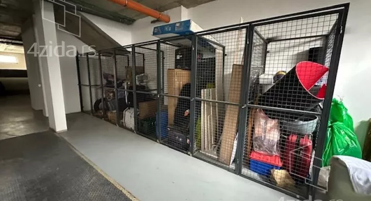 Troiposoban stan | 4zida