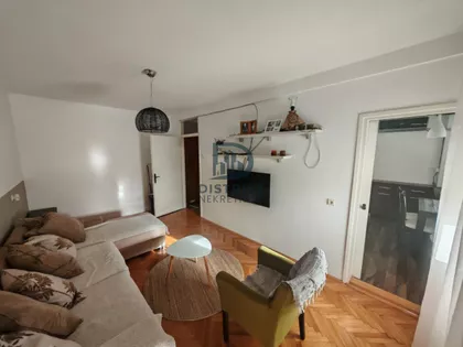 Vojna Bolnica | 4zida.rs