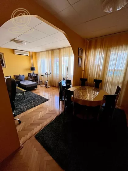 Bulevar Nemanjića | 4zida.rs