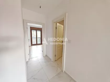 Ustanička | 4zida.rs