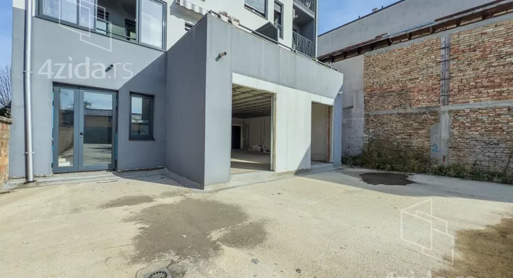 Poslovni prostor | 4zida