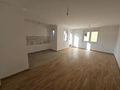 Jelene Lozanić 32 | 4zida.rs