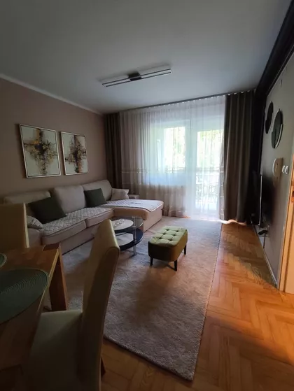 Tone Hadžića 2 | 4zida.rs