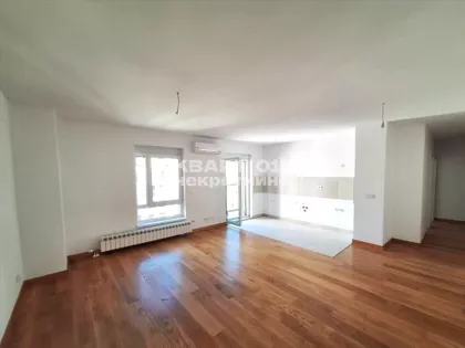 Tošin Bunar | 4zida.rs