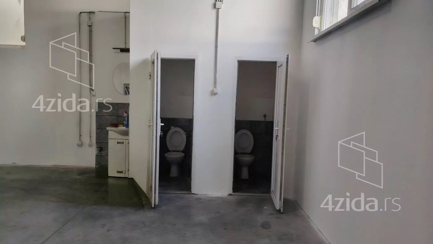 Poslovni prostor | 4zida