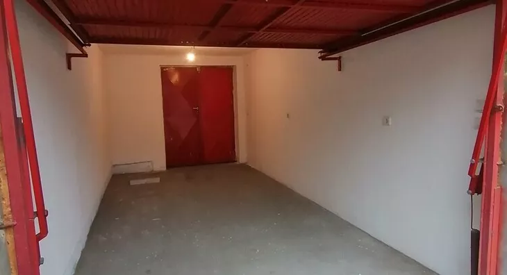 Garaža | 4zida