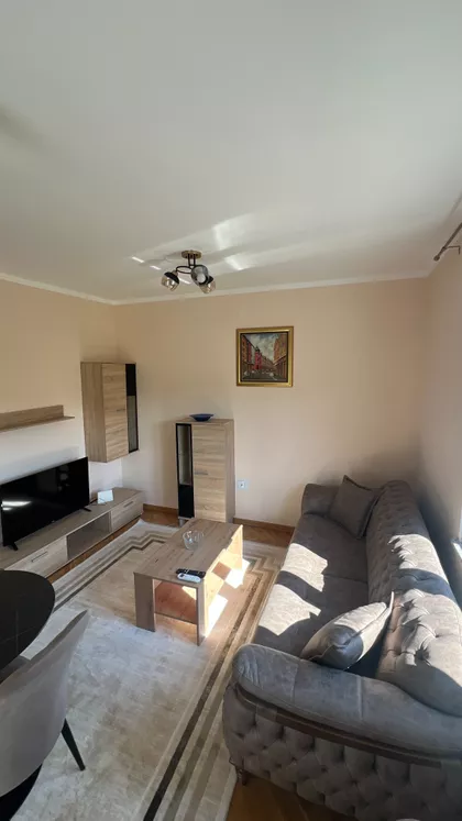 Hilandarska 3 | 4zida.rs