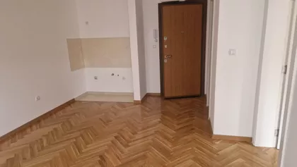 Nemanjina 24 | 4zida.rs