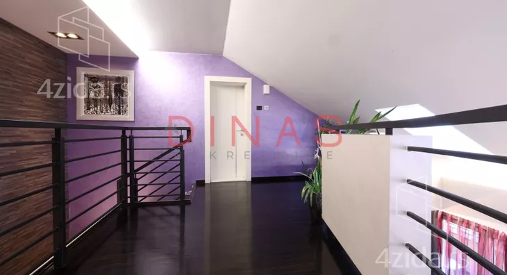 Šestosoban stan | 4zida