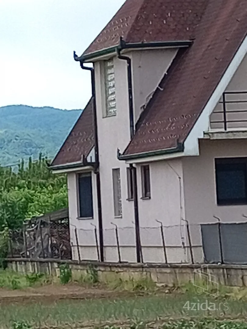 3-etažna kuća | 4zida