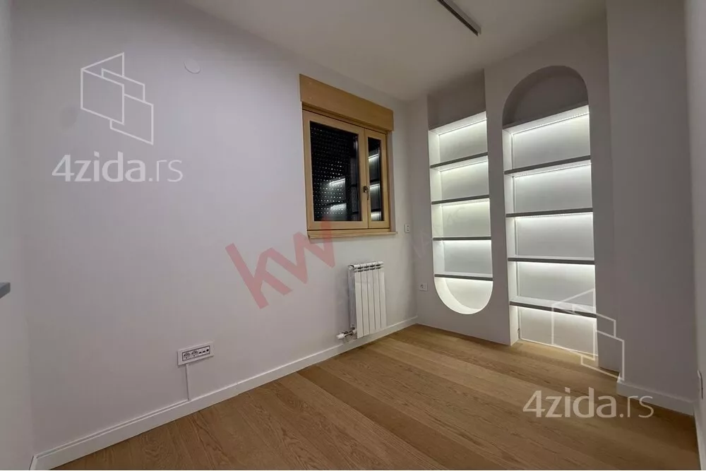 Kancelarija | 4zida