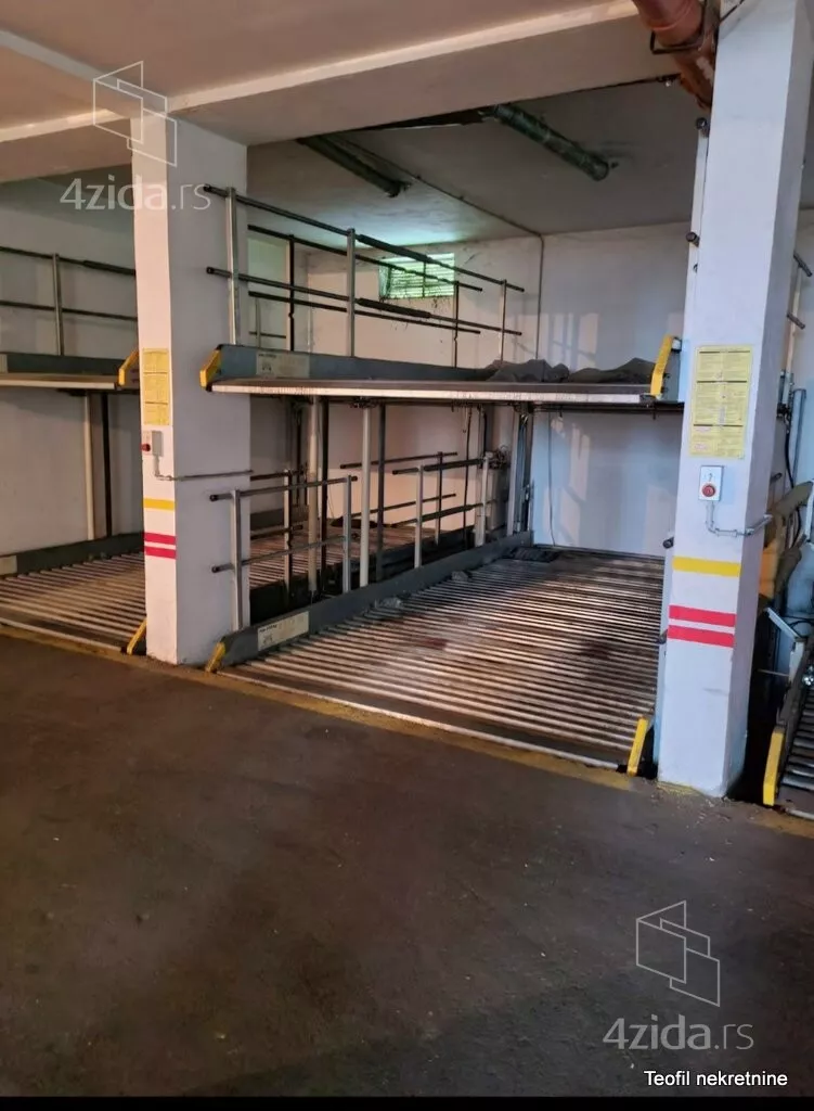 Garaža/Parking | 4zida