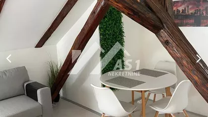 Trifkovićev trg | 4zida.rs