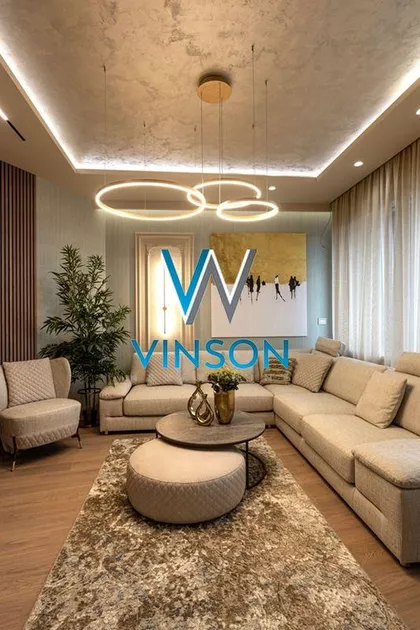 Lasla Gala | 4zida.rs